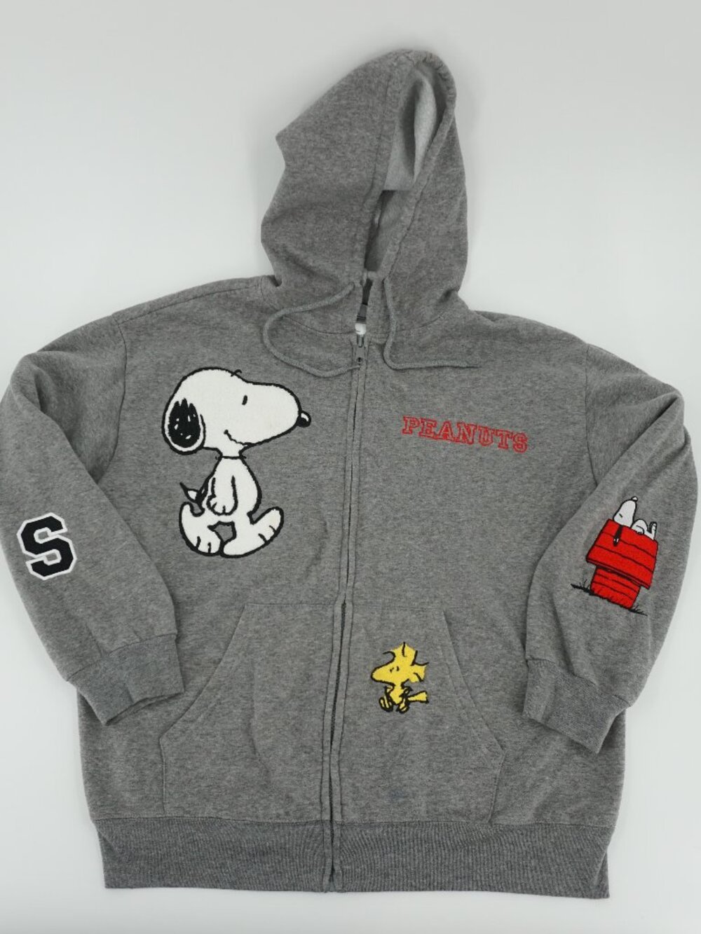Peanuts Snoopy, Gray Full Zip Sweatshirt Hoodie Chenille Patches Size XL